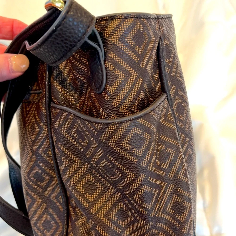Liz Claiborne Crossbody Purse Brown Faux Leather Shoulder Carry Bag Diamond!